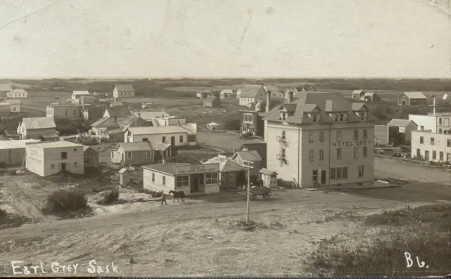 Hotel Grey and village view from above